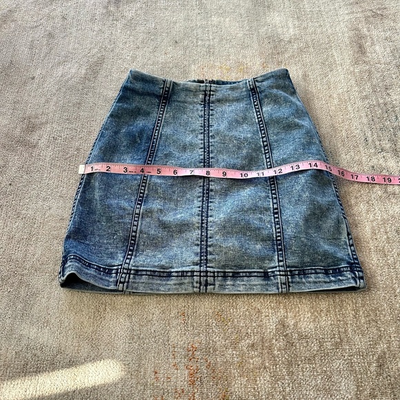 Free People Femme Acid Wash Denim Skirt - Picture 9 of 10